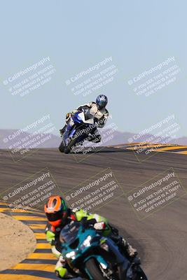 media/Dec-18-2022-SoCal Trackdays (Sun) [[8099a50955]]/Turns 9 and 10 Set 1 (1045am)/